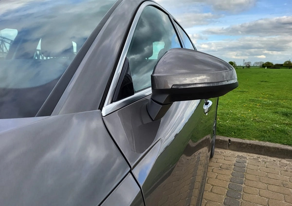 Audi A4 cena 140000 przebieg: 20641, rok produkcji 2022 z Tczew małe 379